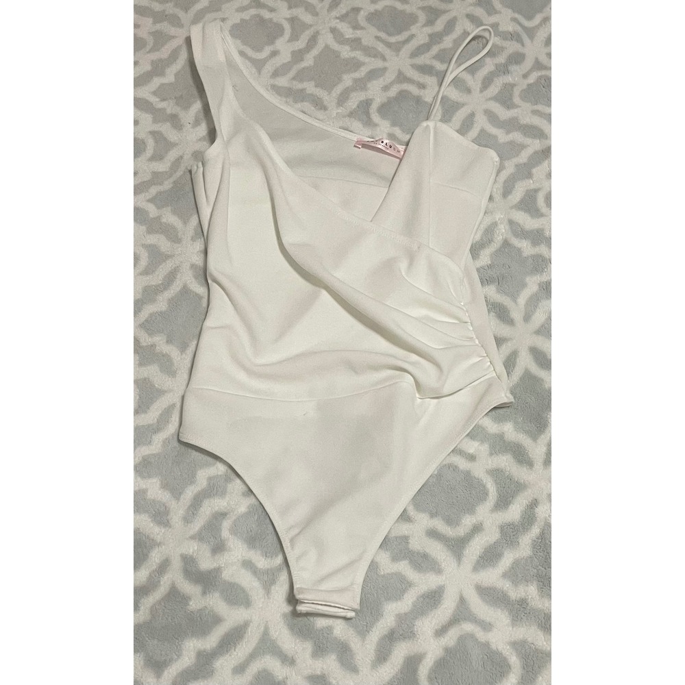 Blue Blush Los Angeles White One Shoulder Ruched Thong‎ Bodysuit Women's Small